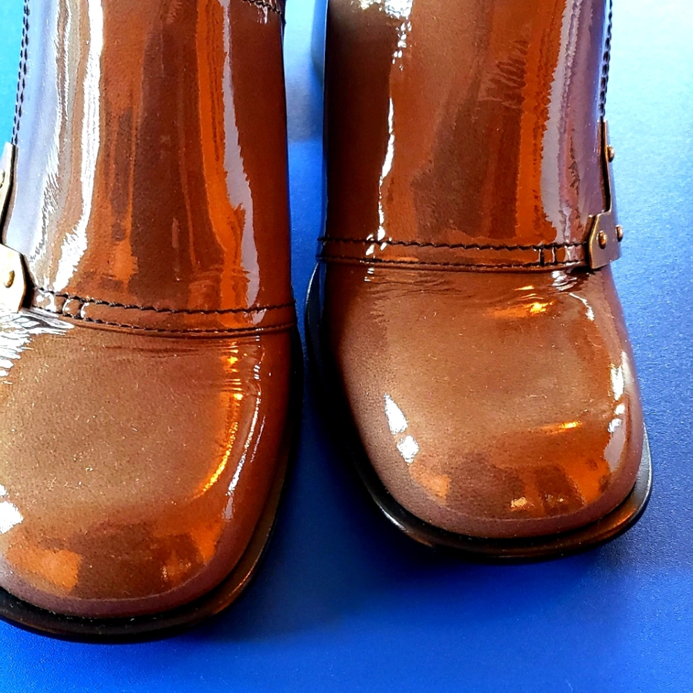 Tomas Maier Glossy Leather Brown Shoes